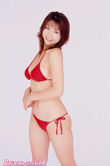 Bejean On Line Photo套图ID0076 200512 [Cover]- Hitomi Aizawa性感丰乳比基尼少妇