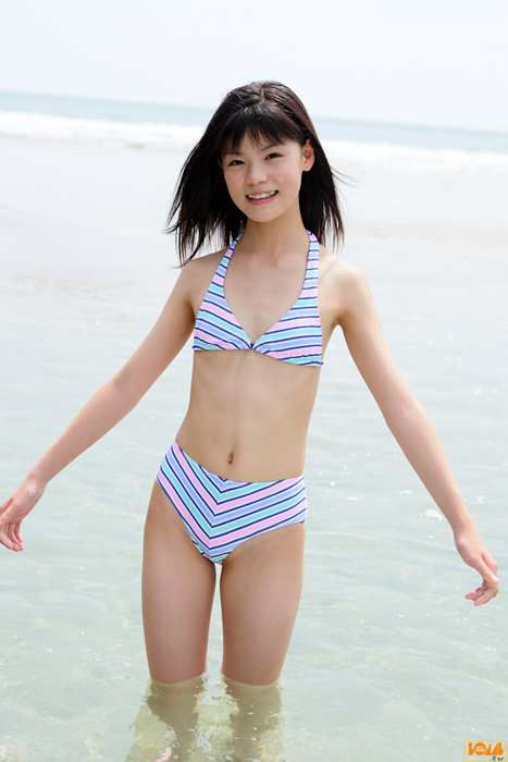 Bomb.TV写真ID0156 2007.11 Mikako Tabe 多部未華子