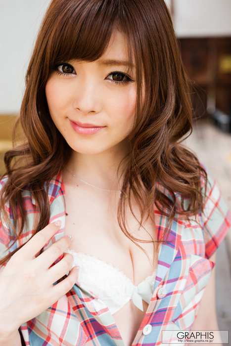 Graphis套图ID0941 2013-04 [365 GraphisGals Calendar] Rina Kato